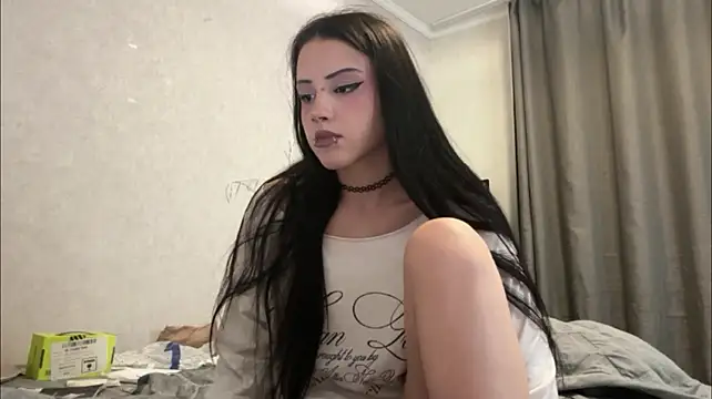 Gloria_Line - suck my finger