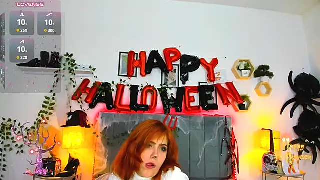 DellaRows - show tits