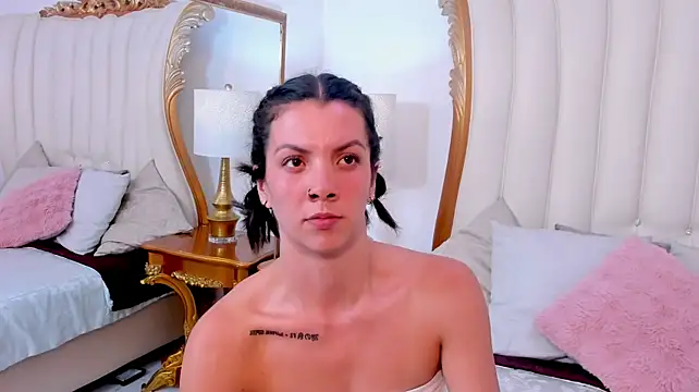 DinnaCarters - sexy dance and a little assplay