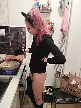 TeenKinkyBanana - 😺Flash my Pussy