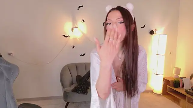Tinapie - oil my ass in doggy
