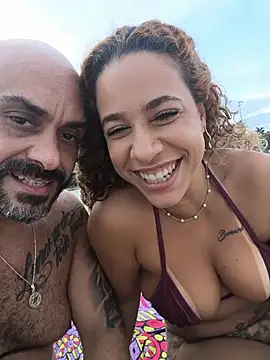 Vivianeleoa - Tirar parte de cima em público 😈🔥