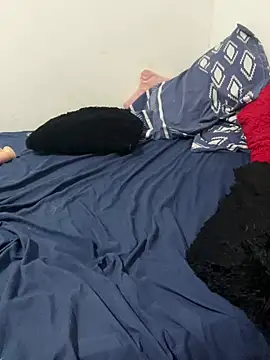 Karlyprintt - lick tits