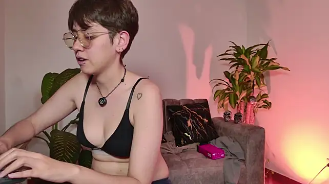 Zamyy_99 - ⭐⭐ NUDE GIRL ⭐⭐