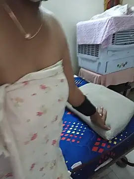 Tamilyazhini19