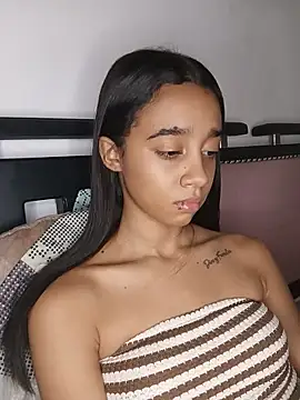 Zoe_Sweett18 - Naked+Dog styls