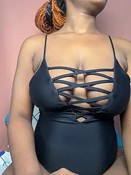 Bellafrenchy - Videz les couilles