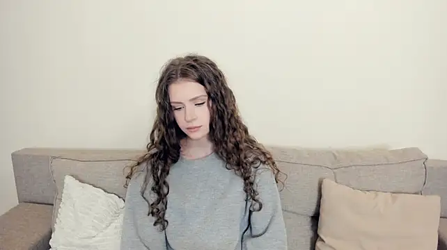 MaricruzSauders - Wink