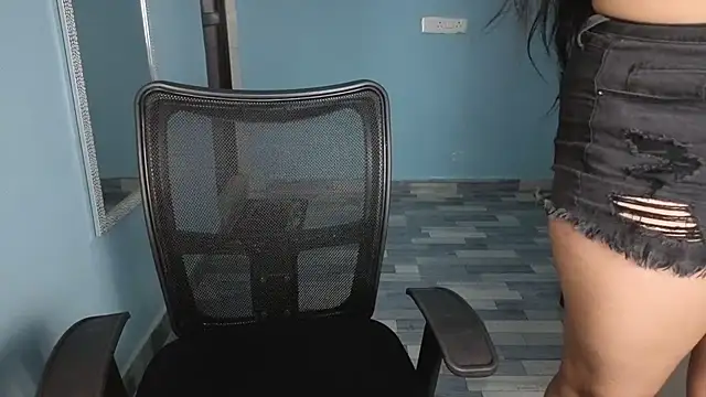 Mansi201 - show ass hole