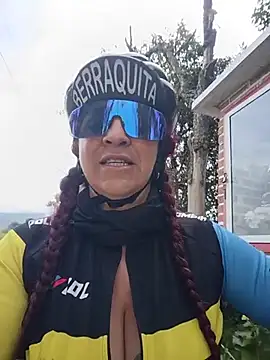 LAPOTRA_04 - lick those tits 🤤