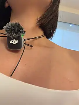 SeleneHale - Get my panties off and tease you