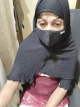 Hot_Saraa04 - Boobs show