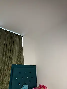 Zaira_willliams - Lick This Nipple: Crazy Play