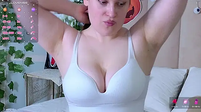 EllieGarson - Touch pussy