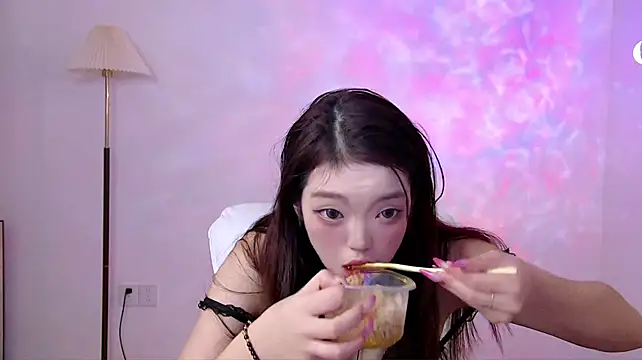 Lili-6677