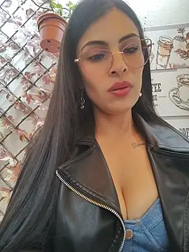Astrid-- - Make my pussy vibrate (rub pussy😈🥵