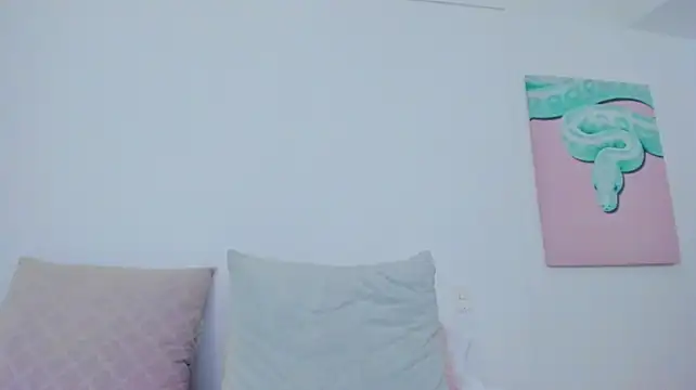 Alexis_Rosse - fingerin pussy