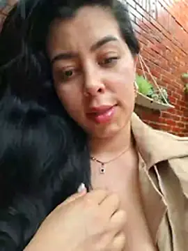 Luianna - Turn me on 💦😈💦😈