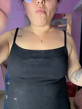 Nails_Lucia - control 1 min + spank tits
