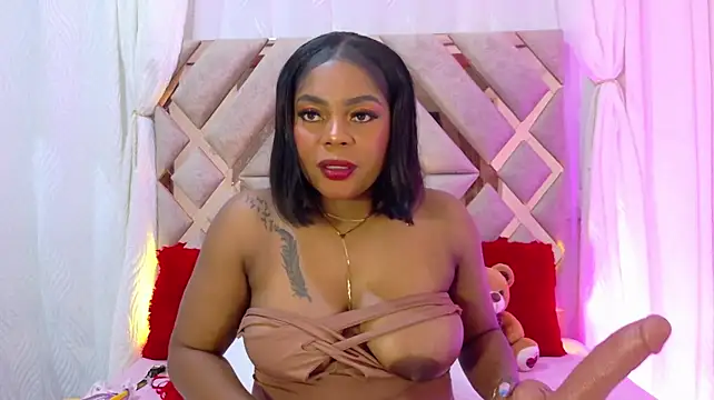 SalomeGomezx - 2 fingers in the ass