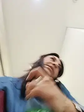 _Kamy_Hot - Blowjob with a dildo and saliva🥒💦