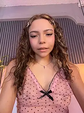 Mia_honey3