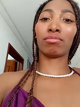 SabrinaDevill - Show tits
