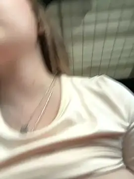 Imlindapink - RUBBING PUSSY NAKED IN CAR 🔥