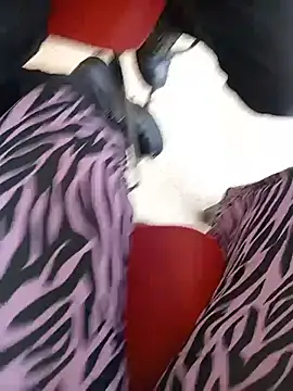 Sophie_banger - Make me horny in public Touch pussy 🥵