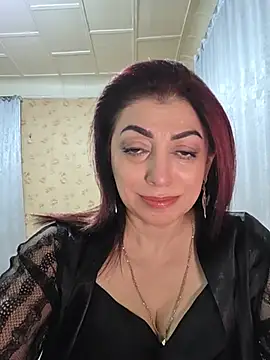 CharlotteSiren - I dream of buying an apartment.