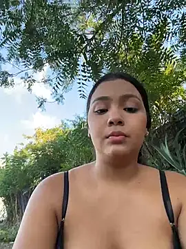 Baby_morena12 - Squirt in my virgin pussy + finger in my