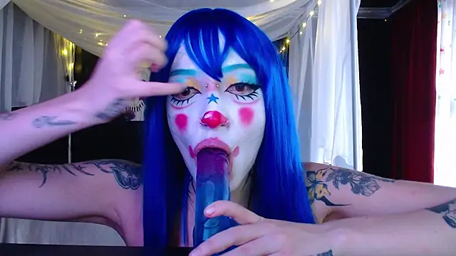 Eloise-brown - Destroy makeup with saliva