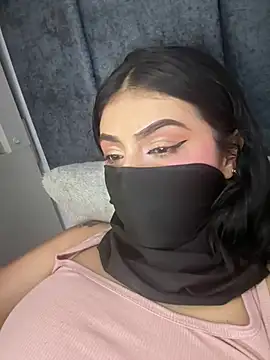Zharaaa18 - Rub my pussy with dildo
