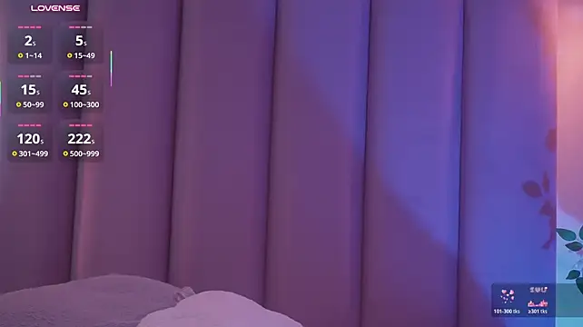 Dakota_velvet_ - New cute Hello Kitty plug premiere