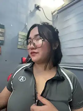 MissVeloura_XX - dildo fuck until i squrt :P