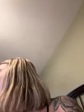 Jaseyrae - TOP OFF!