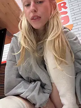Kira_mia - STAY DOGGT&SLAP MY NAKED ASS 😈😋