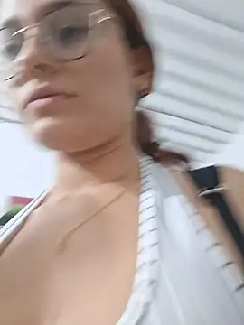 Ary-18 - Doggy + finger in my ass