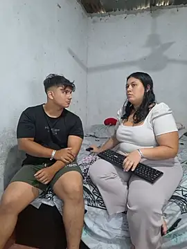 ParejaCurvy20 - control de lush 2 minutos + blowjob