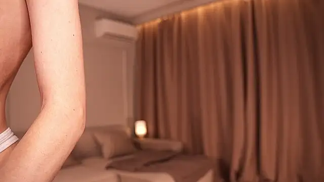 Inspiration_in_frame - lift up bra and pinch nipples