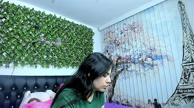 Aylin_Esquivel - remove garment + dance sensual