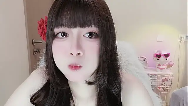 -zhuzhu-999- - 想给哥哥喝水，但又怕哥哥扎我的大腿🥵🥵🥵