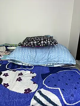 Sandylau - hello guys, naked + squirt