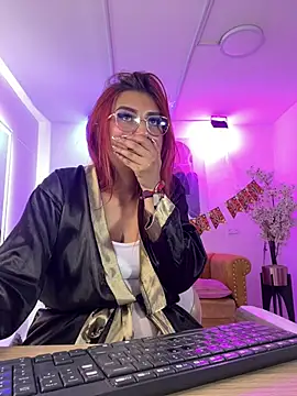Sofi_monroeee - Spit tits