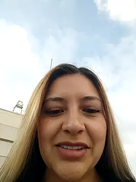 Alana_69 - Shaking boobs in public place🔥🥵