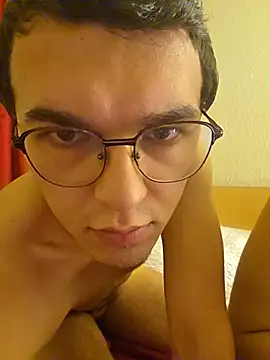 Jeunecoquinesexy - Twerk + fesser