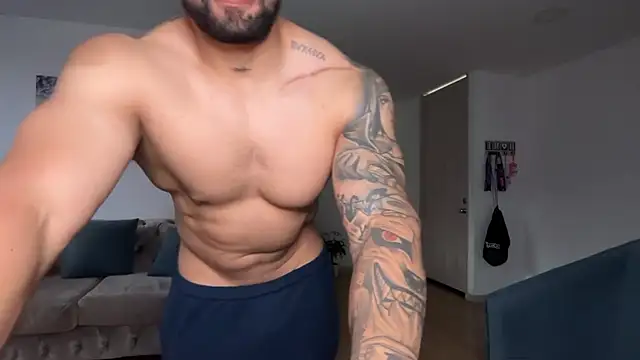 Exclusivecouple69 - Destroy her Throat