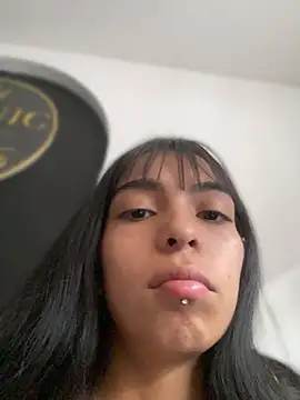 Miley_rouse - Fingers pussy in recepcion pucbliccc🔥😈