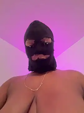 MlleDiorr - Océan Squirt 💦💦💦🍑🍆