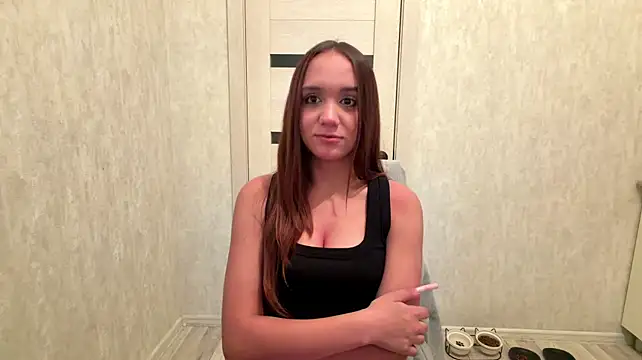 NadeneGutches - Teasing with my top + show bra
